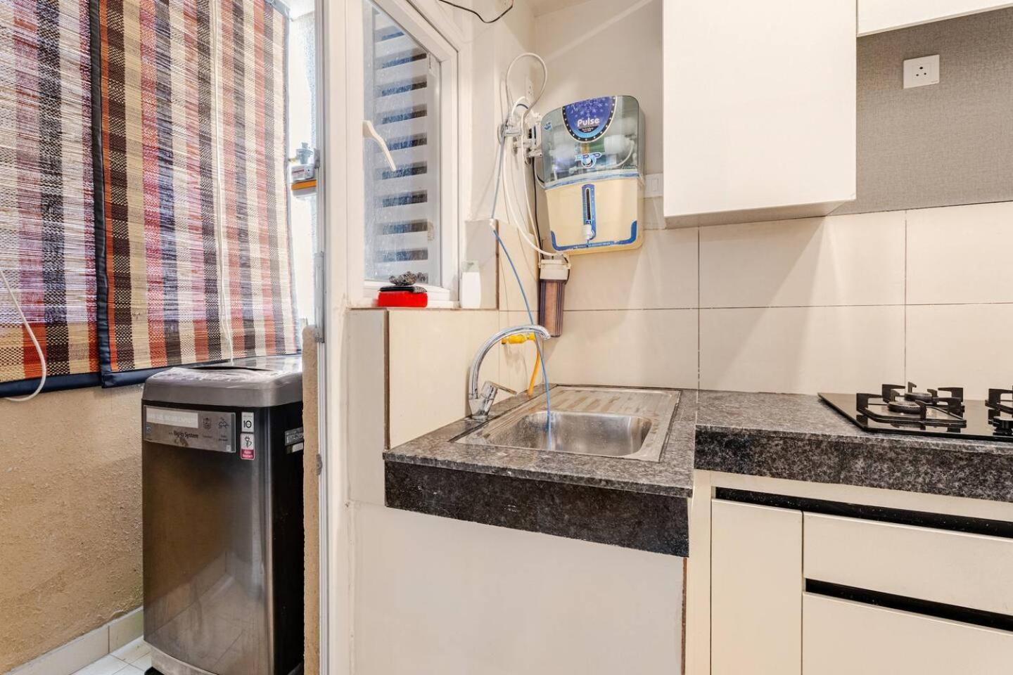 Signature 2Bhk Staycation Greater Noida Bagian luar foto