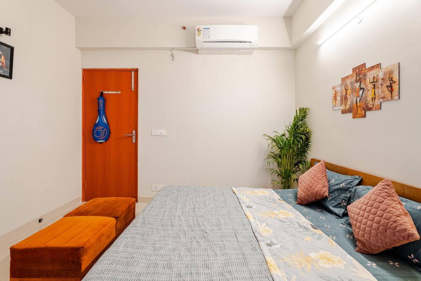 Signature 2Bhk Staycation Greater Noida Bagian luar foto